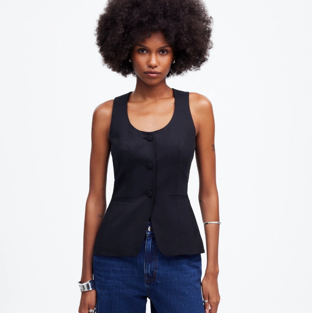 Madewell Scoopneck Cutaway Vest in Drapey Twill, New Size 00 Black